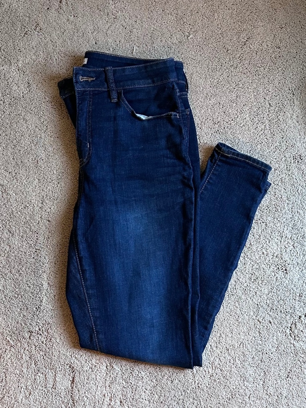 Women’s skinny jeans
